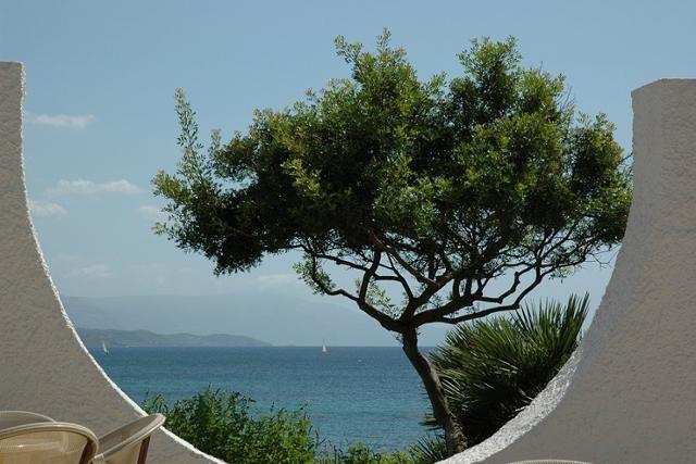 vakantie sardinie aan zee - hotel punta negra in alghero (2).jpg