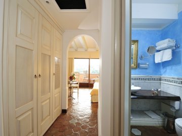 deluxe prestige kamer - luxe vakantie sardinie.jpg