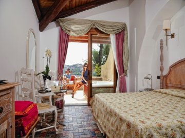 deluxe kamer - hotel la bitta - arbatax.jpg