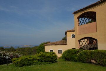hotel noord sardinie - hotel le ginestre - porto cervo.jpg
