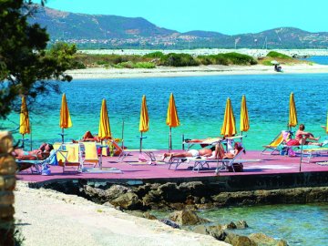 all-inclusive sardinie - bungalow club village (1).jpg