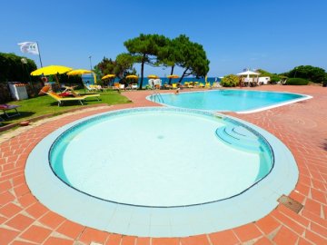 hotel sardinie aan zee - kindvriendelijk - sardinia4all (1).jpg