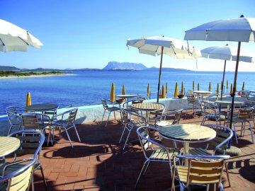all-inclusive sardinie - bungalow club village (2).jpg