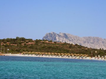 vakantiehuisjes-sardinie-san-teodoro-baia-salinedda (3).jpg