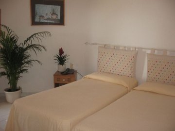sardinia4all-hotels-costa-smeralda-noord-sardinie (1).jpg