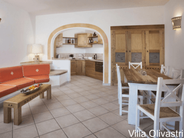 villa-torre-isola-rossa-sardinie-olivastri-01 (2).png