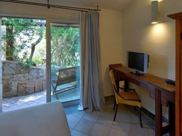 villa-bouganville-baja-sardinia (6).jpg