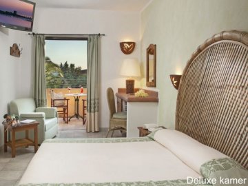 19_vakantie_sardinie_isola_rossa_torreruja.jpg