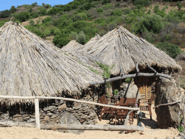 sardinna antiga - eco village - sardinie.png
