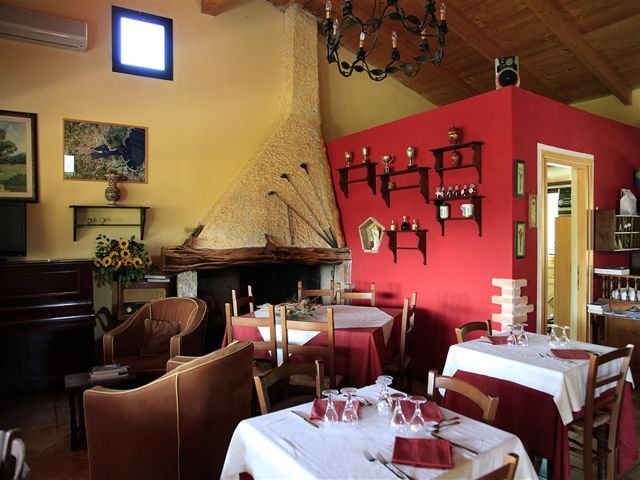 ristorante_borgo_porto_san_paolo.jpg