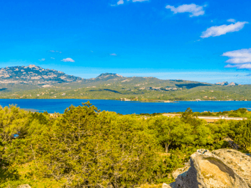 luxe-vakantievilla-sardinie-punta-asfdeli (9).png