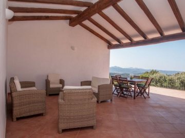 villa-baja-sardinia-2.jpg