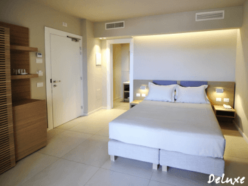 deluxe-rooms-domu-simius-villasimius.png