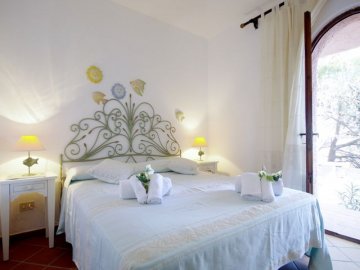 12-persoons-vakantiehuis-sardinie-sardinia4all (10).jpg