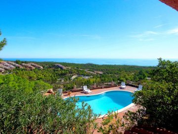 villa-met-zwembad-sardinie-sardinia4all (1).jpg