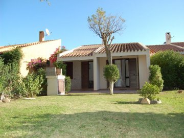 sardinie-vakantiehuisje-voor-vier-tot-zes-personen (1).jpg