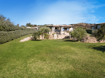 vakantiehuis met zwembad op sardinie - villa capo coda cavallo (27).png
