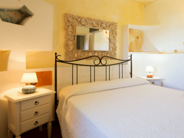 vakantiehuis met zwembad op sardinie - villa capo coda cavallo (12).png