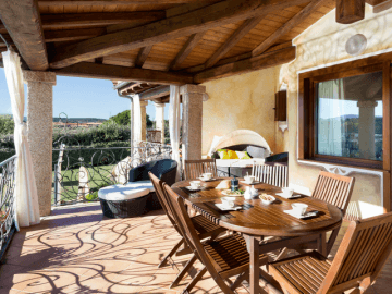 vakantiehuis met zwembad op sardinie - villa capo coda cavallo (31).png