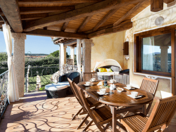 vakantiehuis met zwembad op sardinie - villa capo coda cavallo (32).png