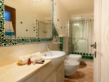 vakantiehuis met zwembad op sardinie - villa capo coda cavallo (39).png