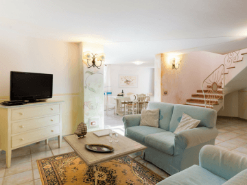 vakantiehuis met zwembad op sardinie - villa capo coda cavallo (37).png