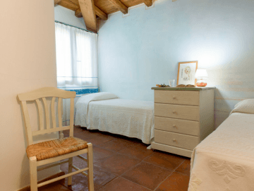 vakantiehuis met zwembad op sardinie - villa capo coda cavallo (19).png