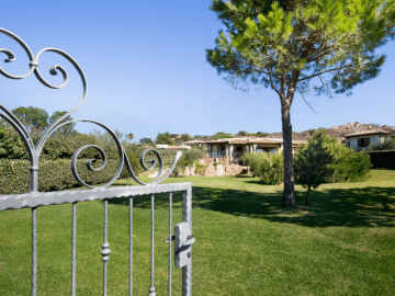 vakantiehuis met zwembad op sardinie - villa capo coda cavallo (26).png
