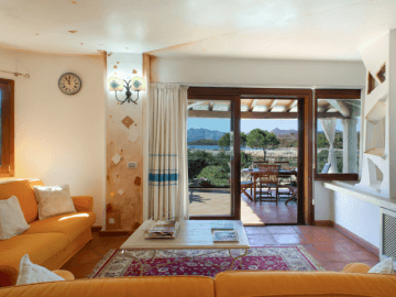 vakantiehuis met zwembad op sardinie - villa capo coda cavallo (13).png