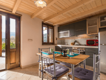 casa pedra cala gonone 640x480 (1).png