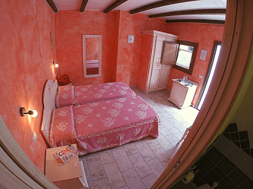 olbia inn economy rooms in olbia (9).png