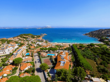 il cormorano hotel baia sardinia sardinien (1).png