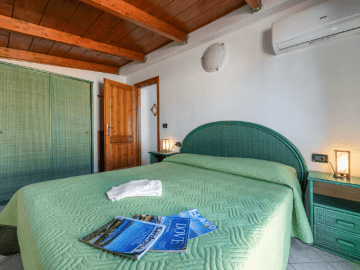 appartamento cavalluccio san giovanni la caletta sardinia4all - sardinien (10).png