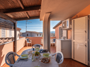 appartamento cavalluccio san giovanni la caletta sardinia4all - sardinien (3).png