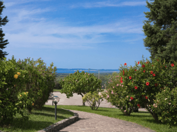 lu hotel porto pino (11).png