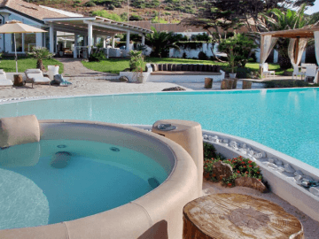vakantiehuis met zeezicht en zwembad in castelsardo - sardinia4all (3).png