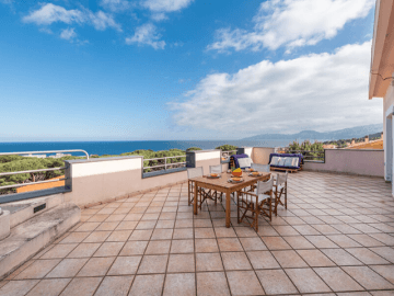 vakantiehuis-met-zwembad-cala-gonone (4).png