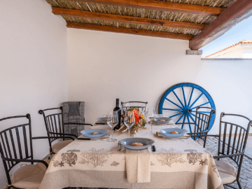 casa festa di cala gonone- sardinia4all (9).png