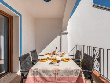 casa festa di cala gonone- sardinia4all (30).png