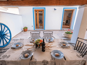 casa festa di cala gonone- sardinia4all (10).png