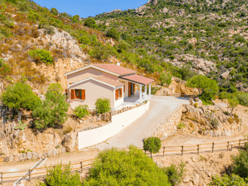 casa i fiori di olbia - sardinia4all (6).png