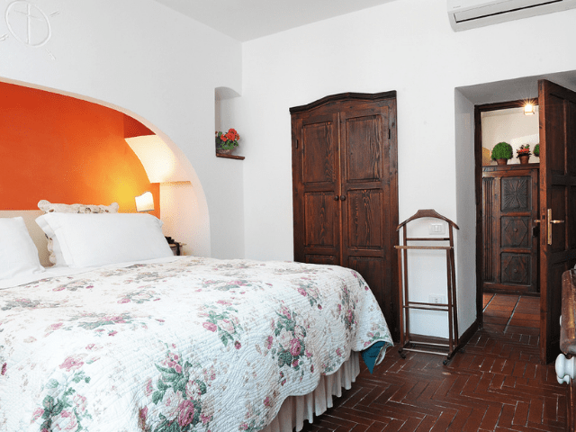 hotel lucrezia - riola sardo - sardinie (33).png