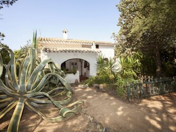 villa wanda di capitana, cagliari sardinien - sardinia4all (11).jpg