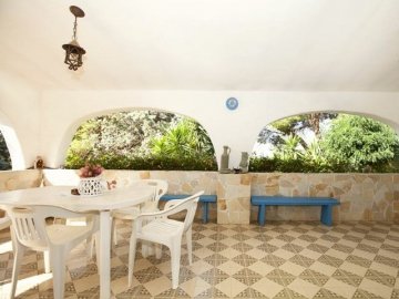 villa wanda di capitana, cagliari sardinien - sardinia4all (4).jpg