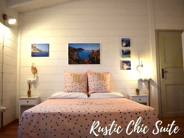 rustic chic suite - sardinia4all (3).jpg