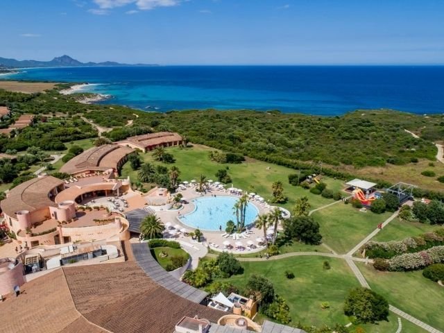 sant'elmo beach hotel 2022 - sardinia4all (10).jpg