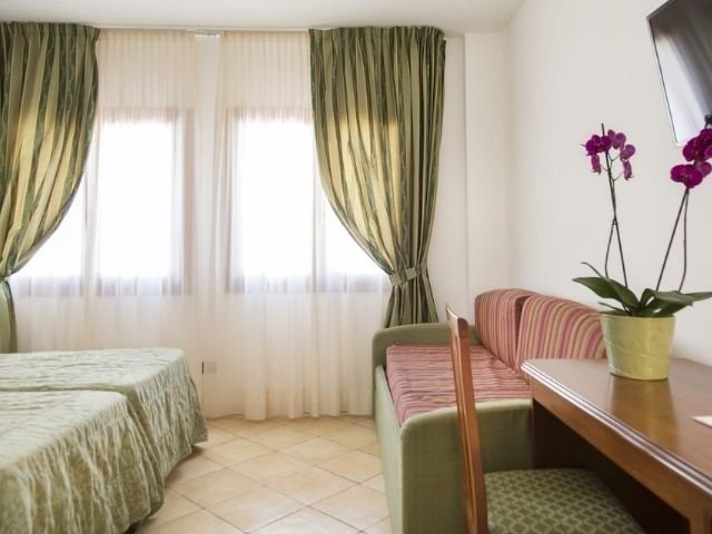 hotel morisco cannigione zimmer - 2022 - sardinia4all (4).jpg