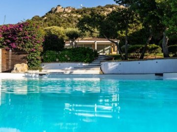 villa bianca di porto rotondo sardinien 2022 - sardinia4all (5).jpg