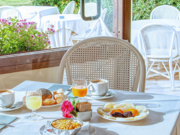 strandhotel baia di nora, sardinie - sardinia4all (1).png