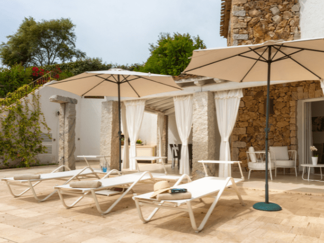 villa met zwembad aan de costa rei - sardinie (45).png